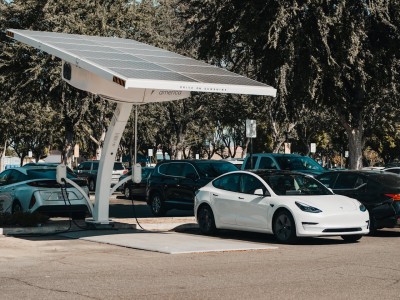 Elektrické auto